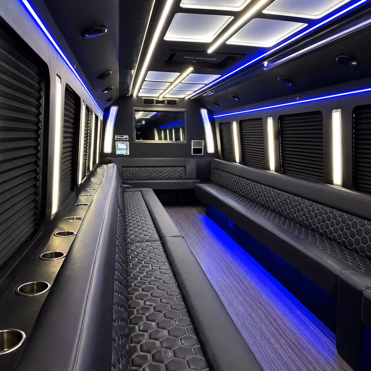 Rent a Bus to Dallas Fort Worth International Airport