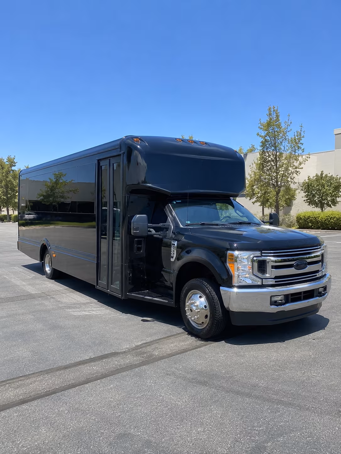Dallas Winery Tour & Pub Crawl Transportation